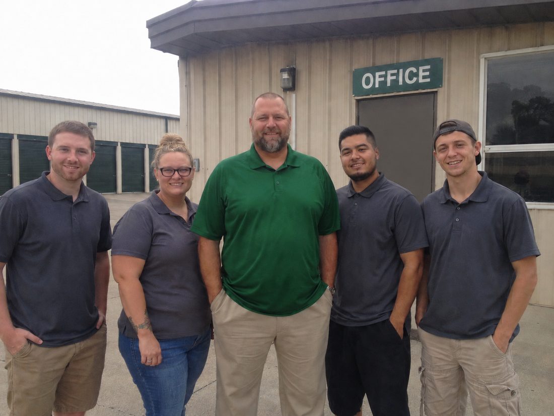 Pest control professionals in Sunrise, FL